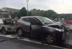 梅州车祸爆料新闻报道最新,多车相撞事故致多人伤亡，现场情况紧急处理中